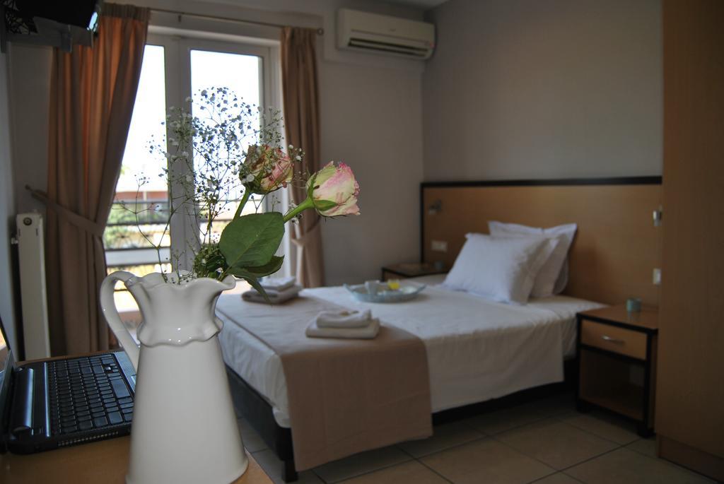 Theofilos City Hotel ハニア 部屋 写真