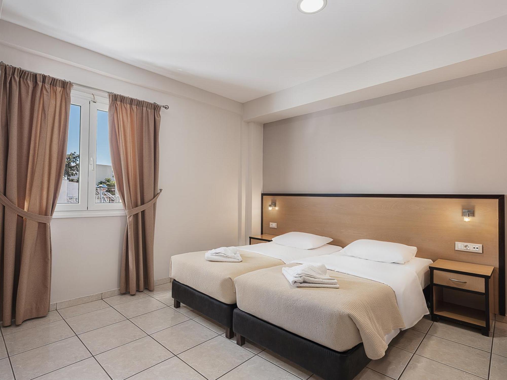 Theofilos City Hotel ハニア エクステリア 写真
